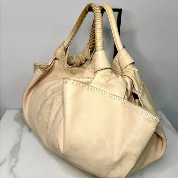 FENDI & LOEWE Bundle @alzysbin Trade - Picture 13 of 16